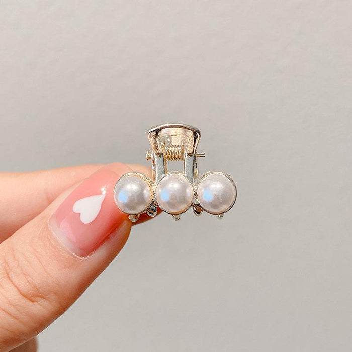 Pearl hair clip bang clip