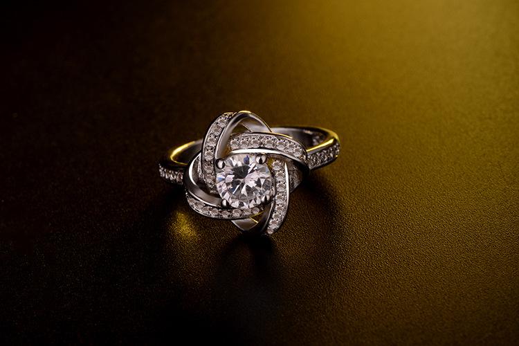 Fashion Temperament Versatile Rotating Ring Tail Ring
