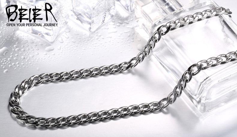 Titanium steel men's necklace woven water wave chain personalized fashion men's and women's Necklace