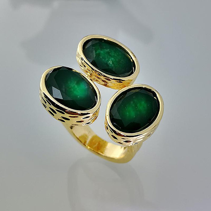 Classic Retro Exaggerated Imitation Emerald Ring