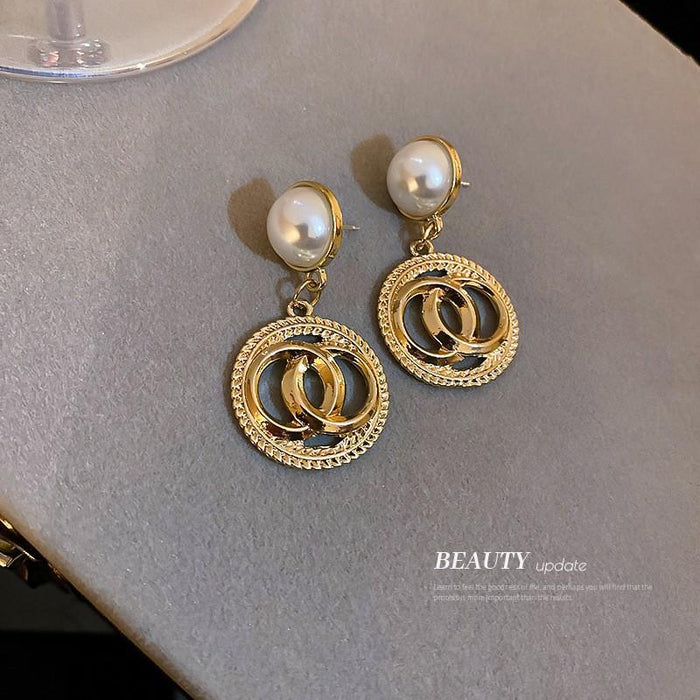 New Women's Jewelry Light Luxury Retro Earrings