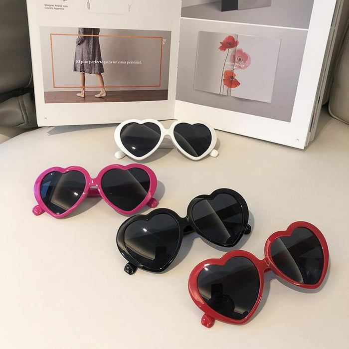 Lovely Simple Love Frame UV Proof Sunglasses