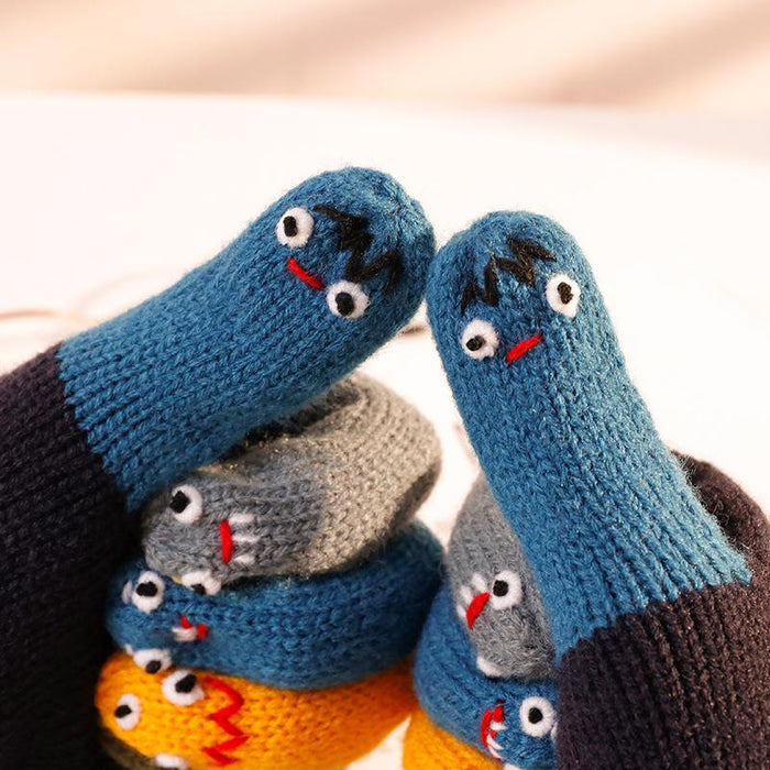 Knitted wool gloves women cute cute cute funny face Japanese autumn and winter touch screen warm five fingers driving cold