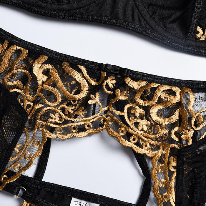 Summer Fashion Mesh Embroidered Patchwork Underwear Set