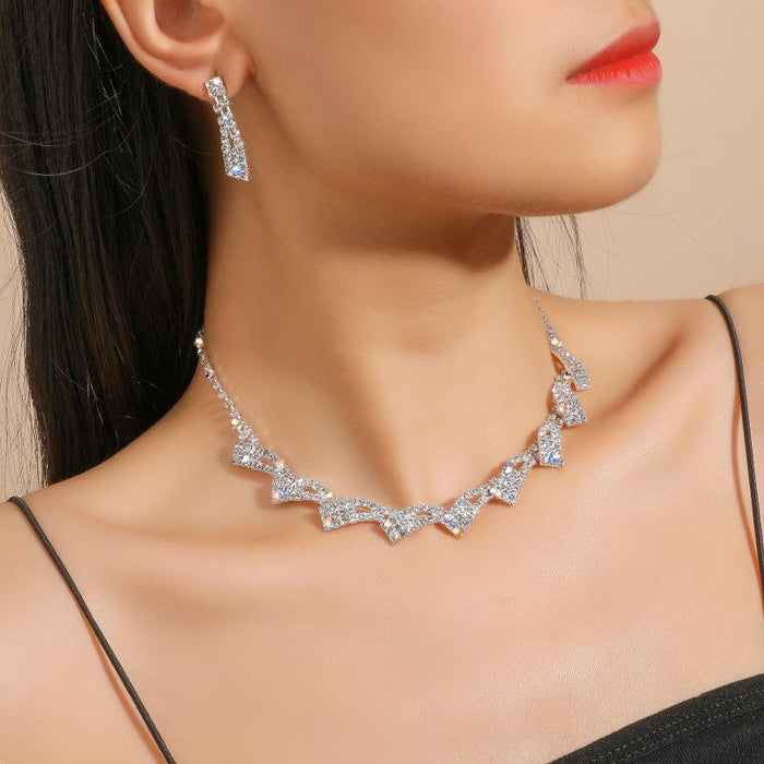 Simple and fashionable female Necklace Earring Set chain