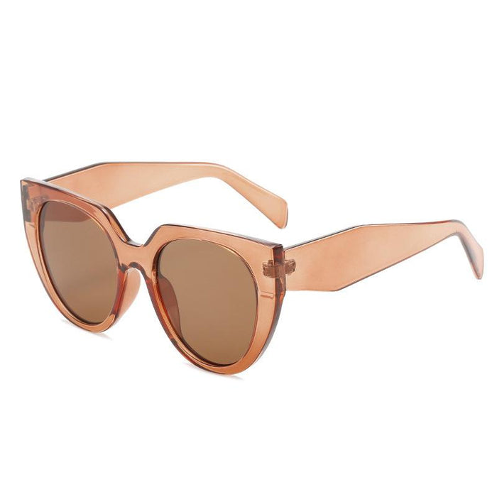 Beautiful cat's Eye Sunglasses with diamond shaped legs