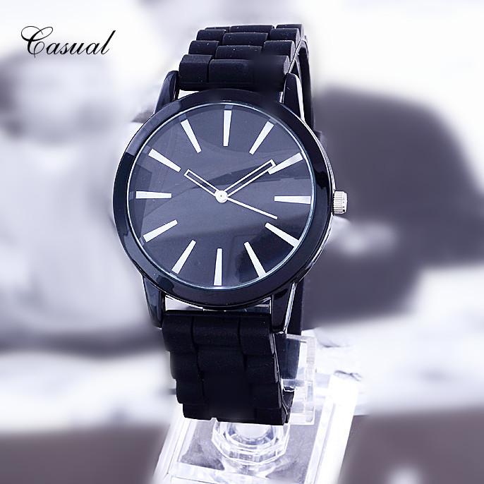 Silicone Watch Geneva Women Quartz Wristwatch