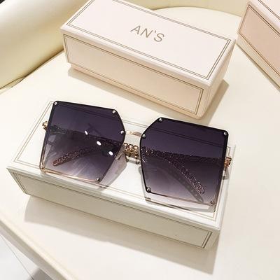 Metallic framed Tan Sunglasses