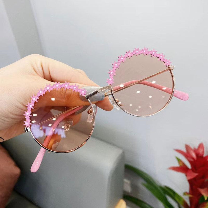 Metallic texture of children's flower Sunglasses