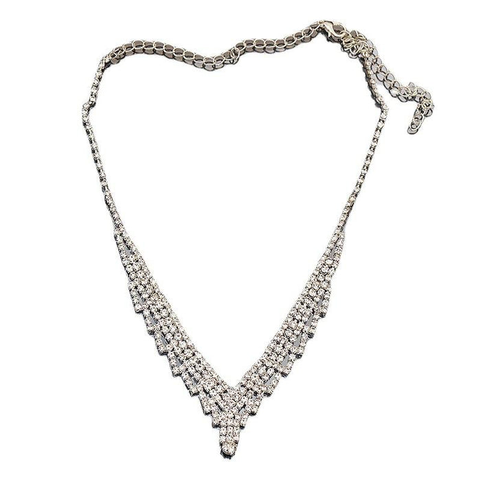 Simple and Fashionable Female Jewelry Necklace Earring Set