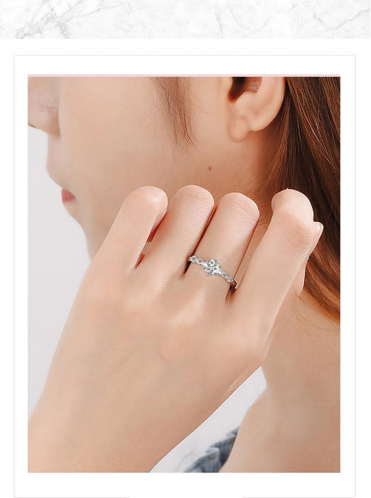 New Simple and Personalized Snowflake Open Ring
