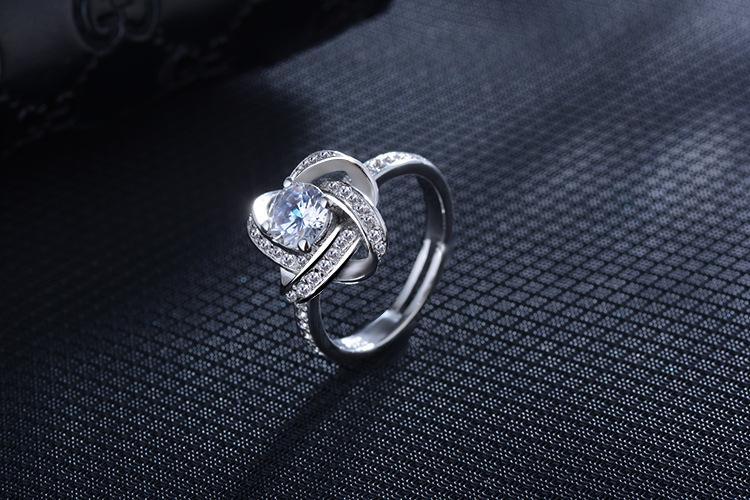 Fashion Temperament Versatile Rotating Ring Tail Ring