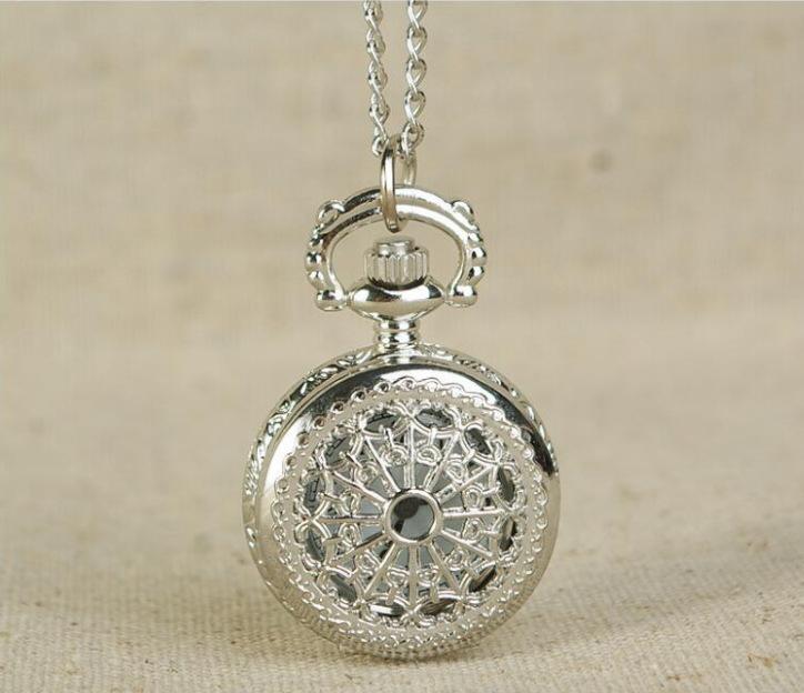 Black spider web small pocket watch ll3708