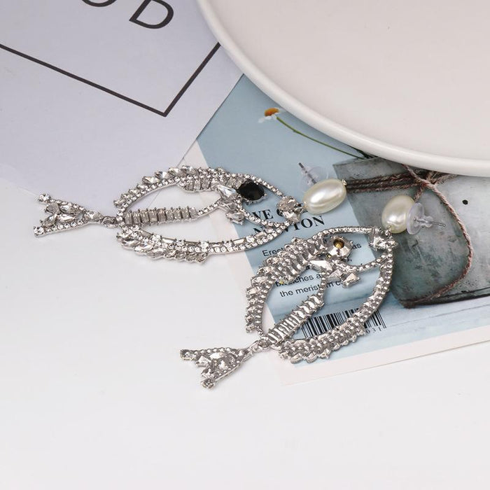 Women's Jewelry Personalized Fashion Versatile Fishbone Earrings Inlaid Rhinestone