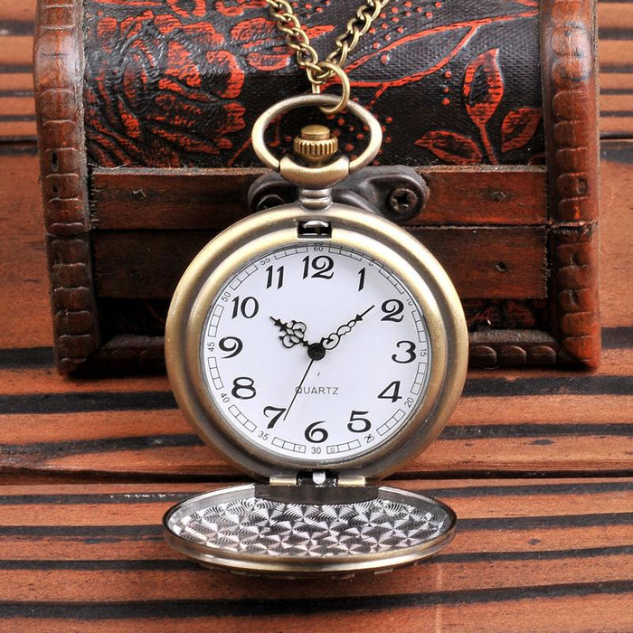 Retro Multiplayer Soldier Victory Red Flag Quartz Pocket Watch Ll3712