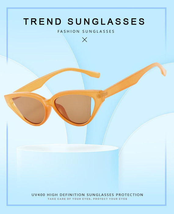 Small frame cat's Eye Sunglasses