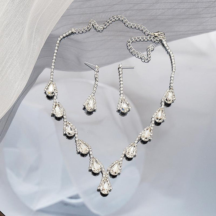 New Necklace Set Clavicle Chain Earrings Two-piece Set