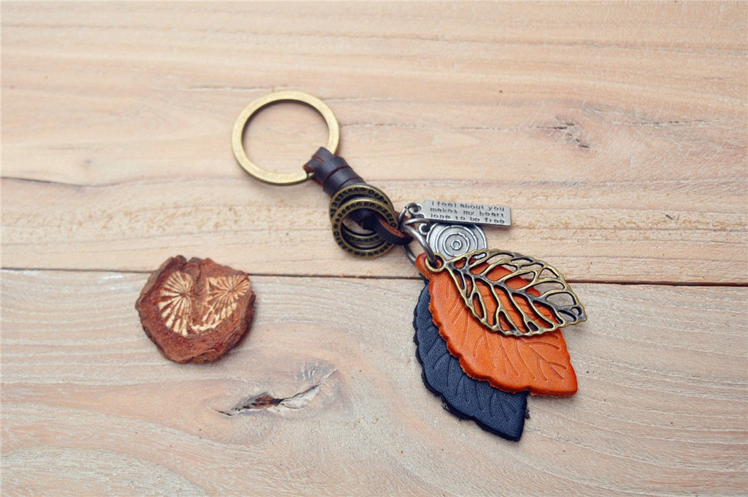 Creative Keychains men's and women's small gift leather leaf Vintage woven Keychains