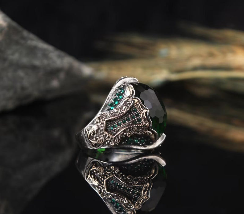 New Inlaid Green Resin Ring