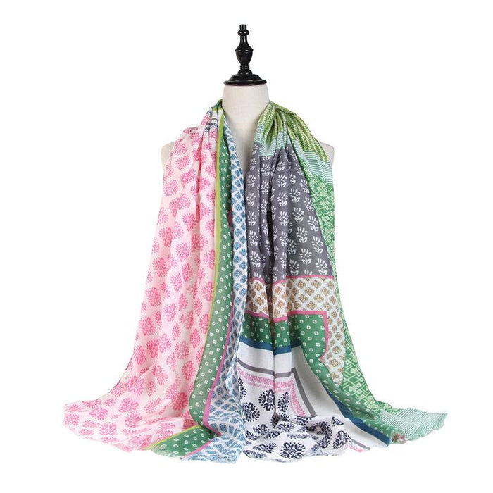 Satin Printed Contrast Stitched Scarf for Sun Protection and Warmth In Spring
