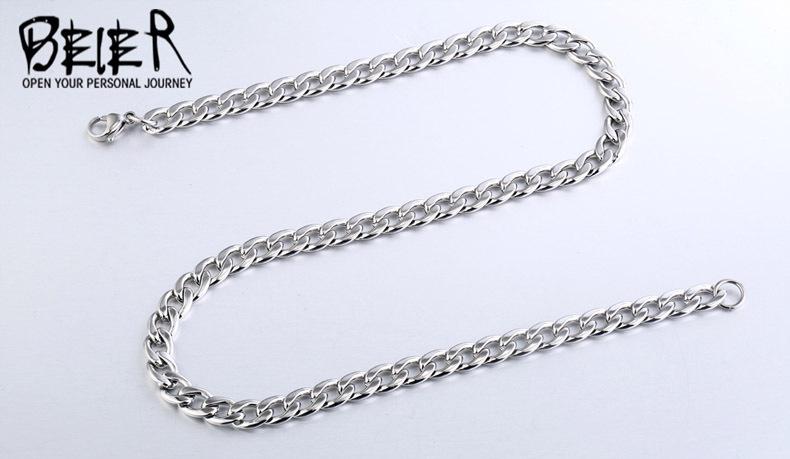 Titanium steel men's necklace woven water wave chain personalized fashion men's and women's Necklace