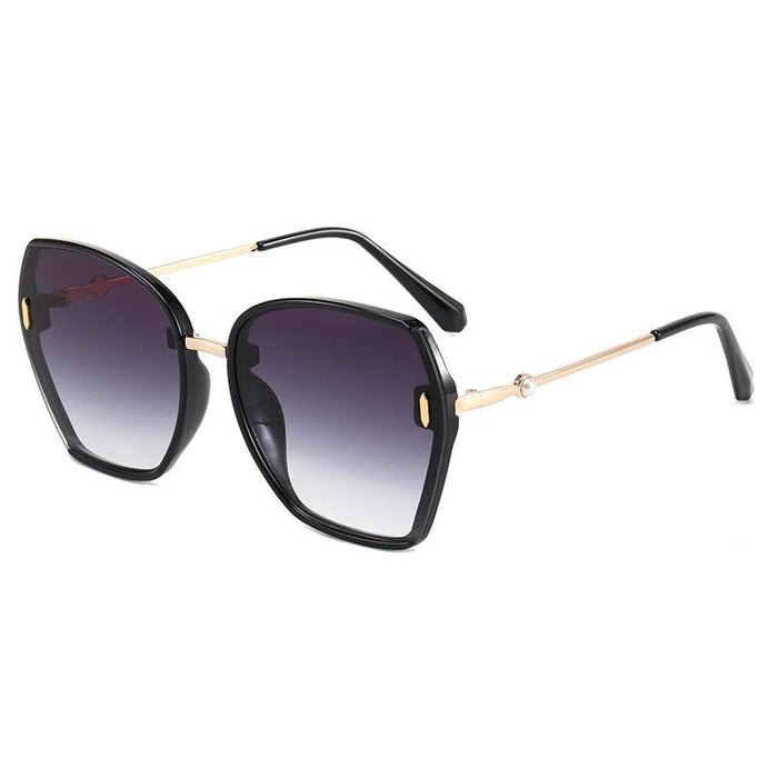 Polarized sunglasses and UV resistant Sunglasses