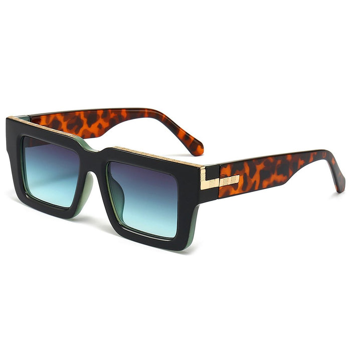 Contrast box sunglasses and sunglasses