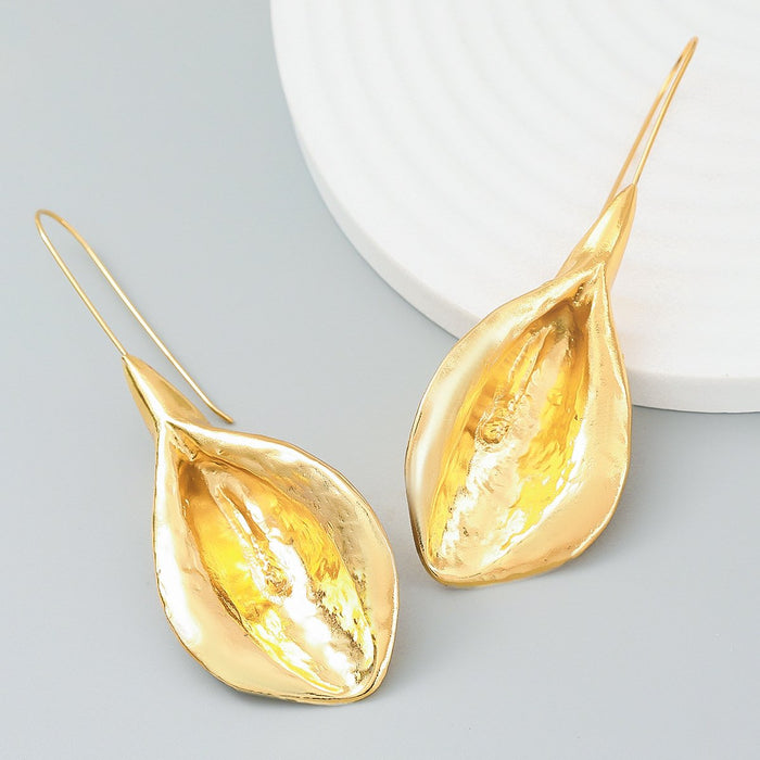 Simple Women's Fashion Leaf Earrings