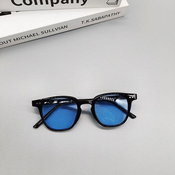 Fashionable Personalized Nail Black Sunglasses