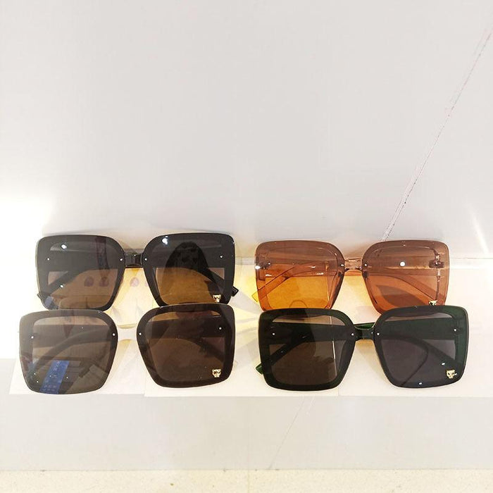 Retro Large Frame UV Resistant UV400 Square Sunglasses