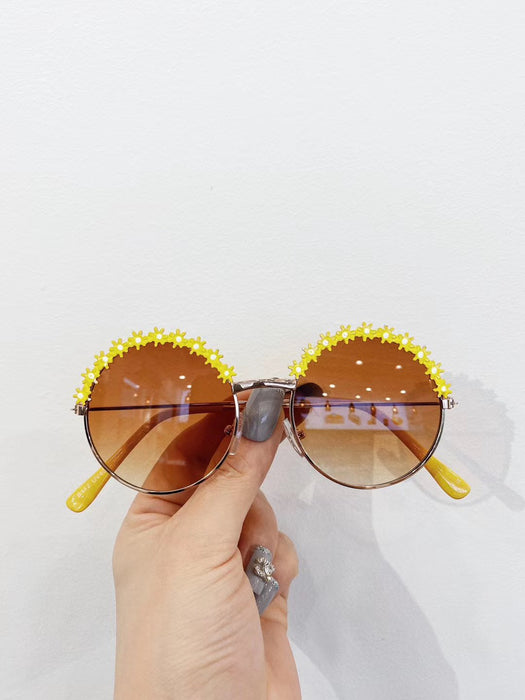 Metallic texture of children's flower Sunglasses