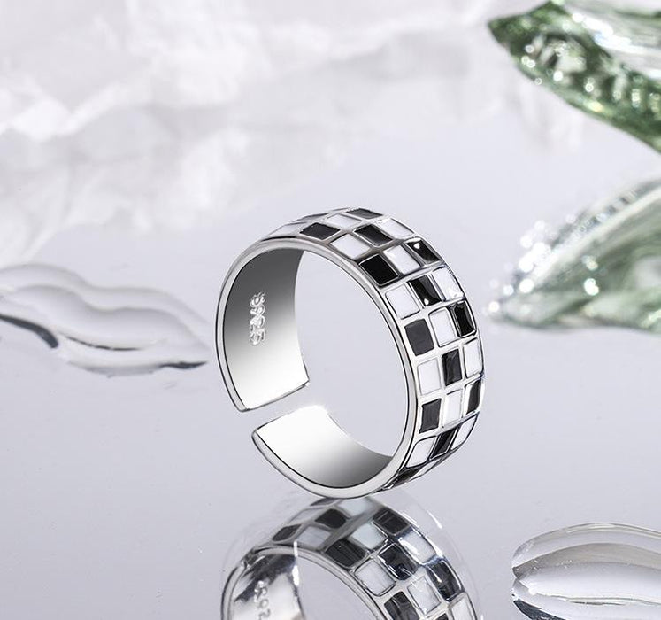 New Black and White Chessboard Geometric Opening Ring