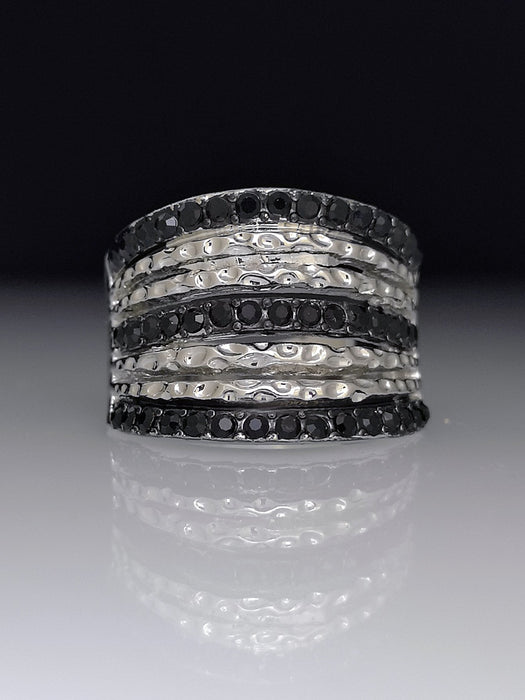 Women's Jewelry Fashion Cool Black and White Ring