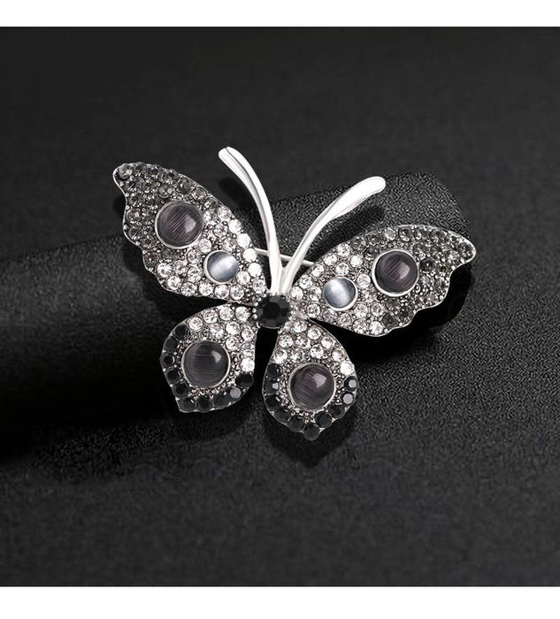 New Creative Rhinestone Butterfly Brooch Female Pin