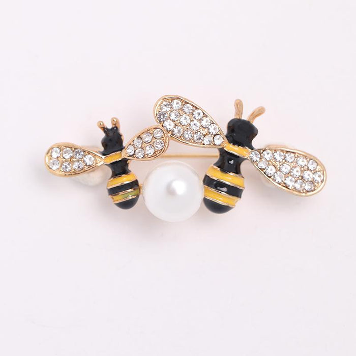 New Little Bee Brooch Rhinestone Bee Lady Pin