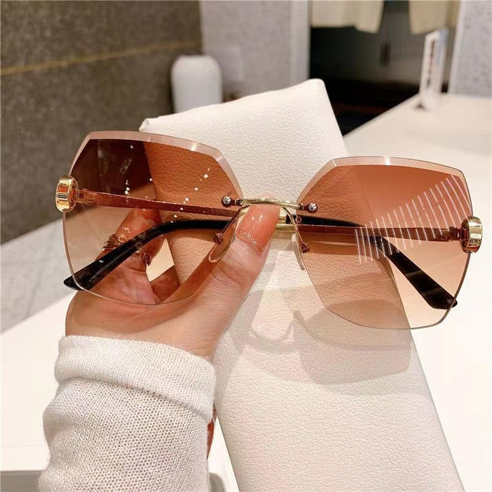 Ocean slice trimming Sunglasses diamond frameless shake