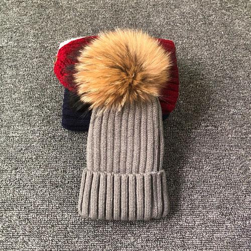 Winter Brand Female Fur Pom Poms hat
