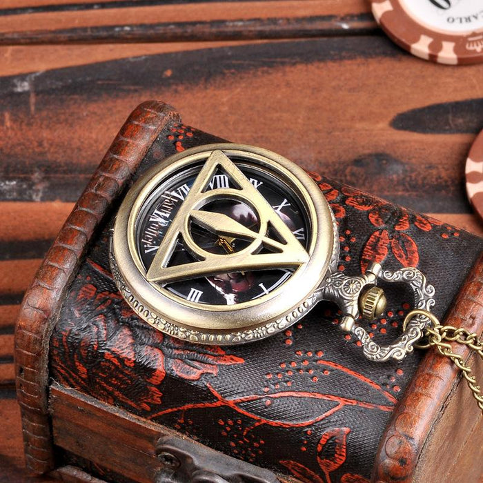 Vintage Hollow Out Triangular Animation Quartz Pocket Watch Ll3693