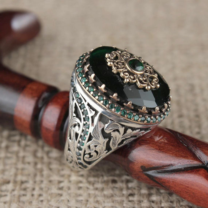 New Vintage Green Zircon Men's Ring
