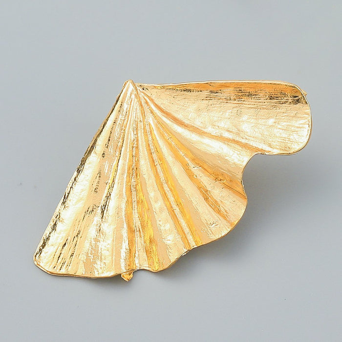 Exaggerated Maple Leaf Simple Design Vintage Earrings