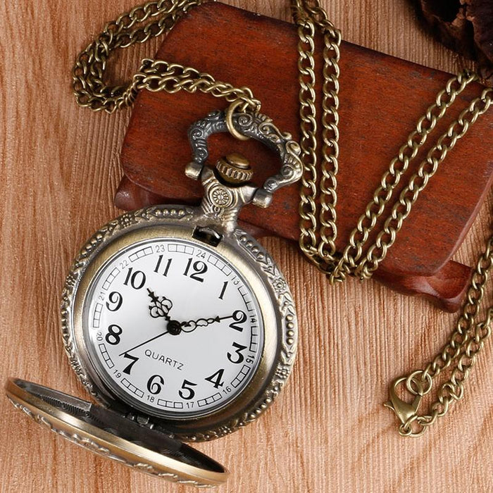 New Arrival Retro Alice In Wonderland Theme Bronze Quartz Pocket Watches