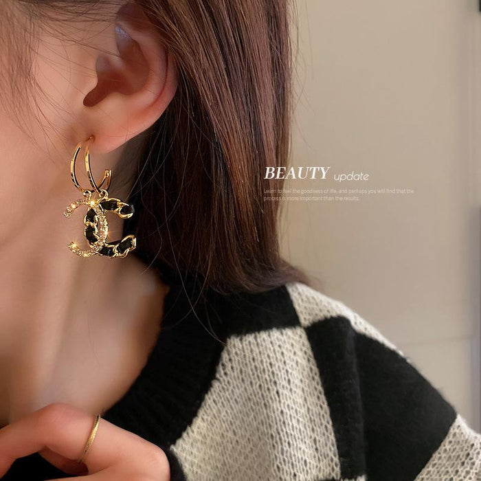 New Women's Jewelry Light Luxury Retro Earrings