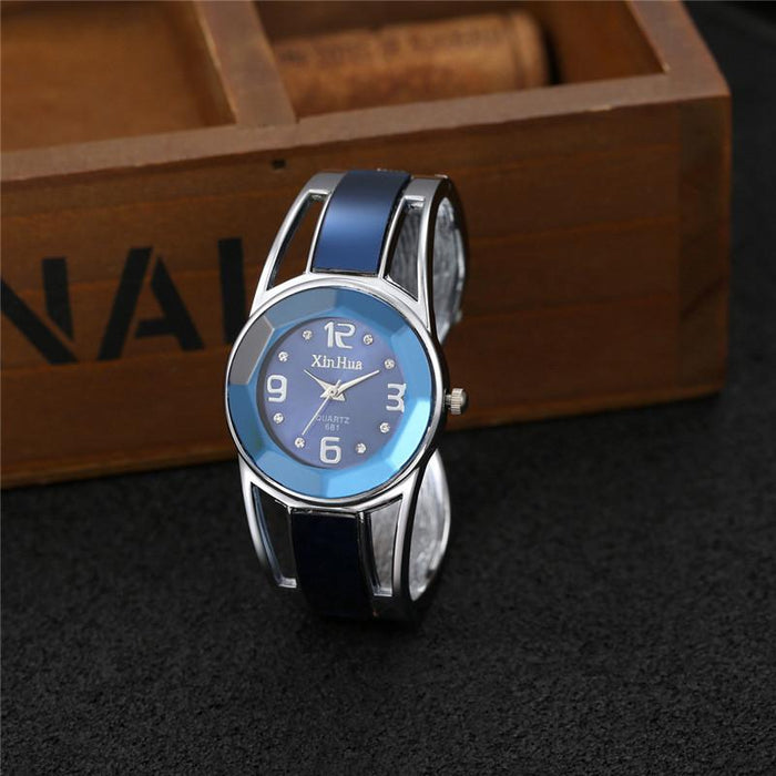 Women Watch Stainless Steel Quartz Wristwatch