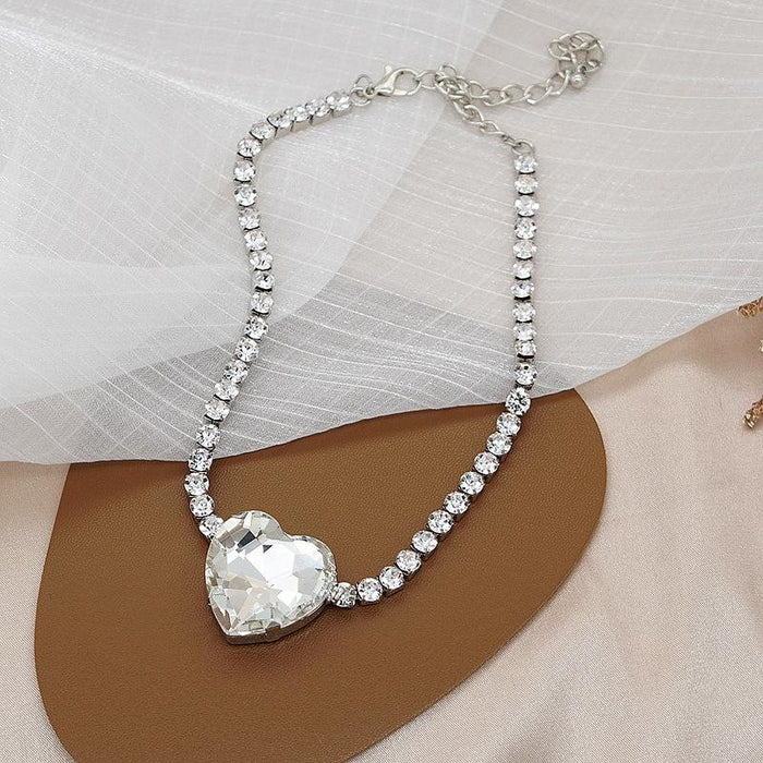 New Luxury Love Ladies Necklace Clavicle Chain