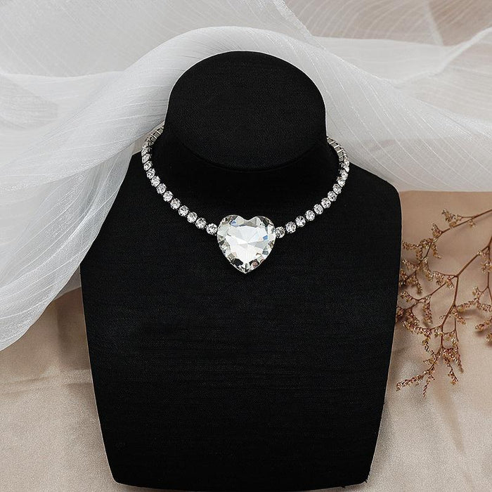 New Luxury Love Ladies Necklace Clavicle Chain