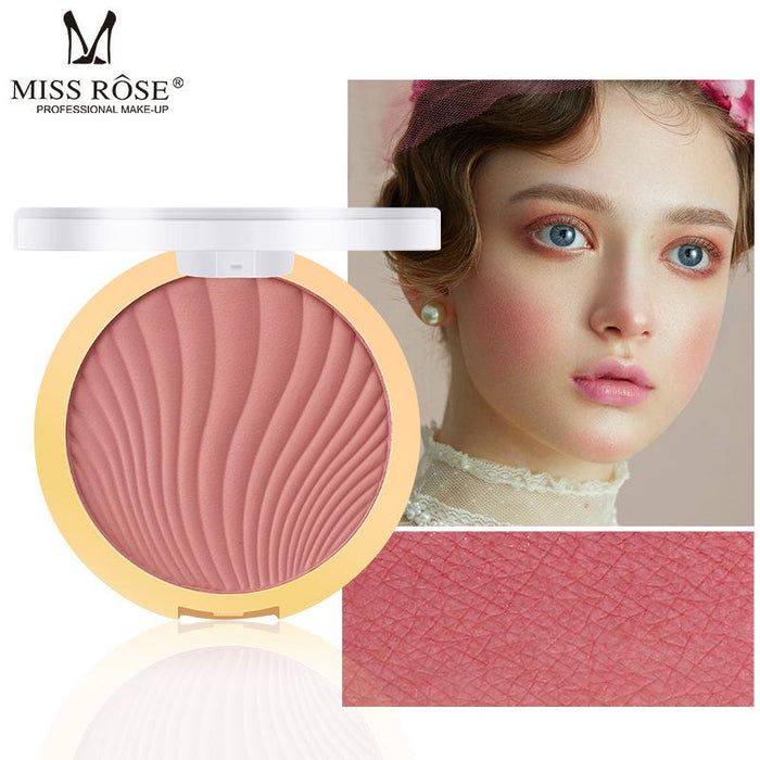 Single colour matte blush blush