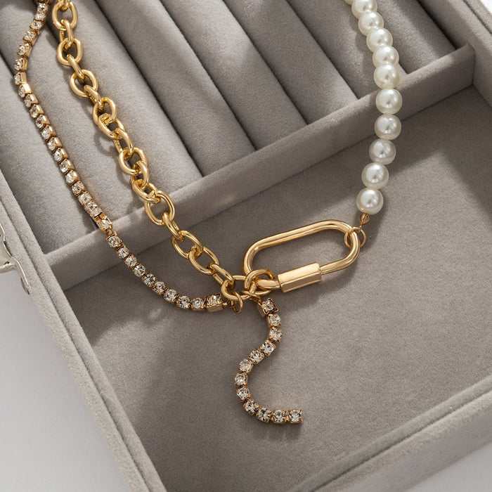 Stitched Pearl Micro Inlaid Rhinestone Hollow Clavicle Necklace