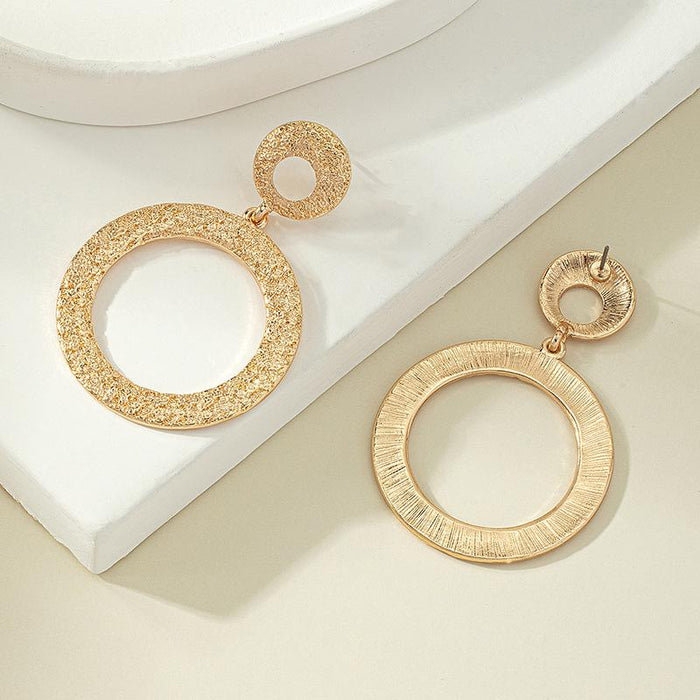 New Fashion Personality Metal Texture Pop Earrings