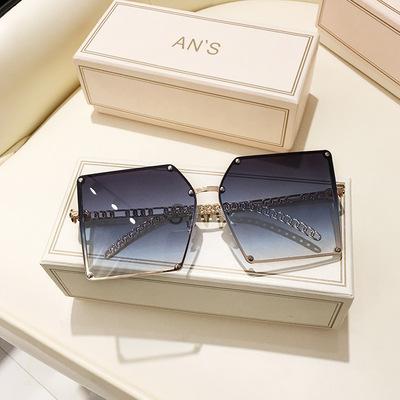 Metallic framed Tan Sunglasses