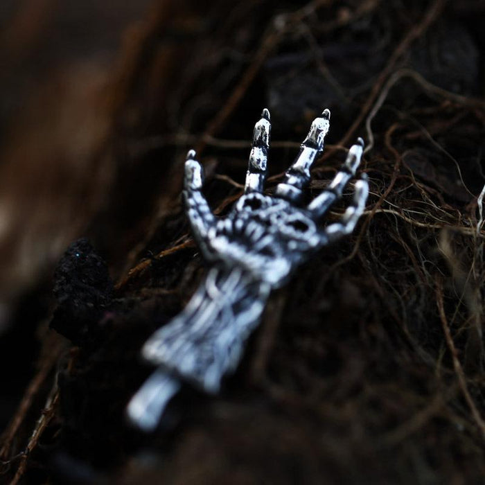 Men's Stainless Steel Skeleton Hand Jewelry(Only Pendant, No Necklace)